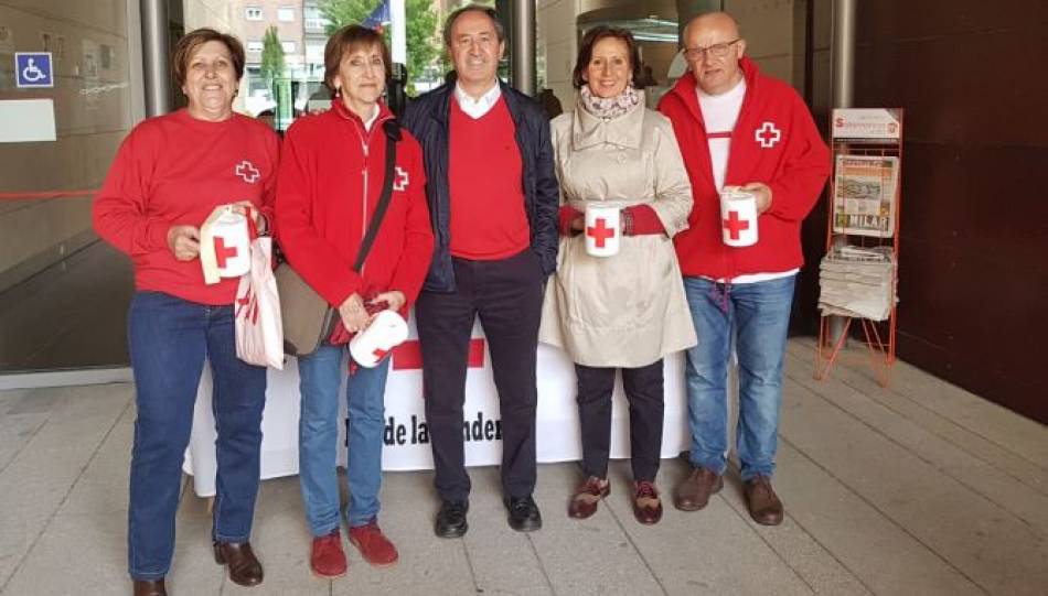 El Día de la Banderita es una tradicional cita solidaria de Cruz Roja