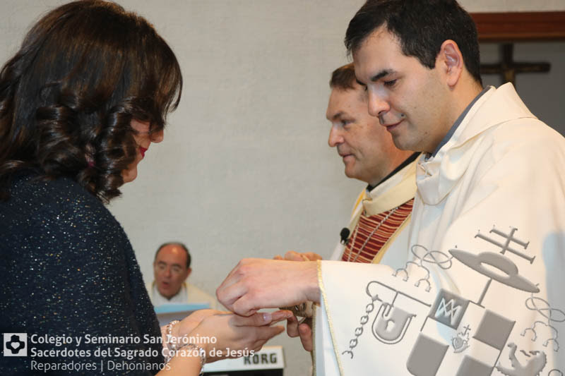Foto 6 - La familia dehoniana arropa la ordenación sacerdotal de Antonio García Rogado