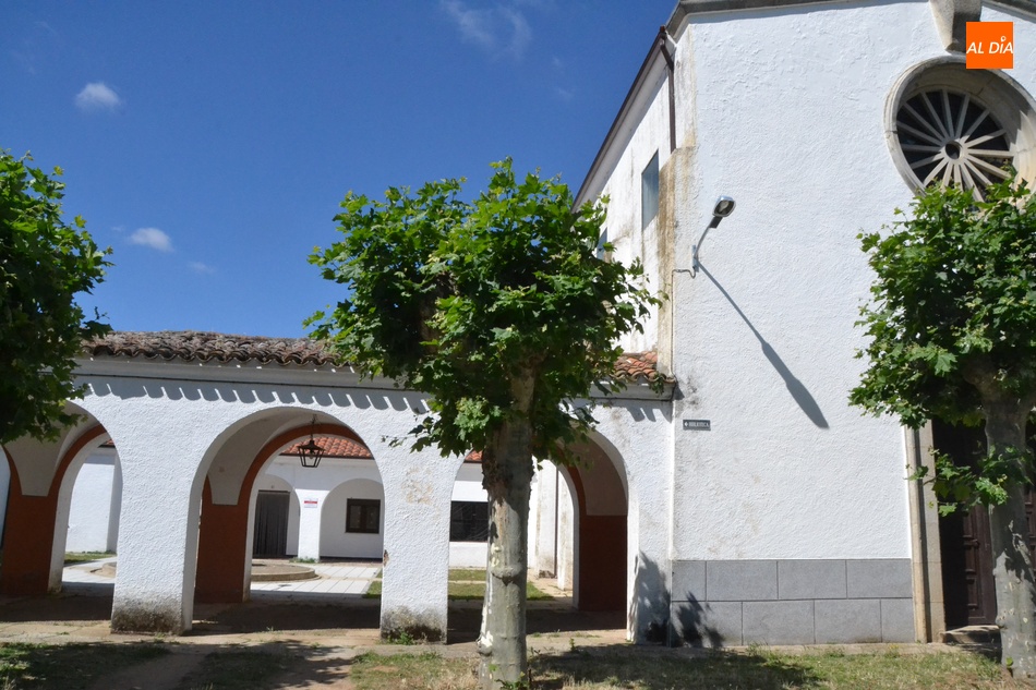 Foto 2 - Las casas parroquiales de Águeda y Aldea del Obispo se transforman en viviendas de alquiler social ...