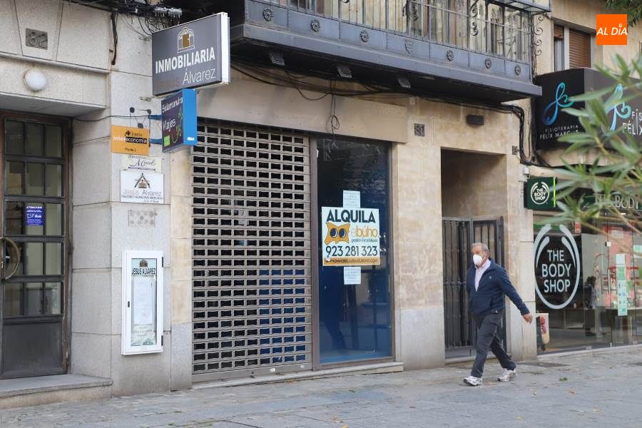 Foto 3 - El desolador paisaje urbano de Salamanca con multitud de locales comerciales cerrados