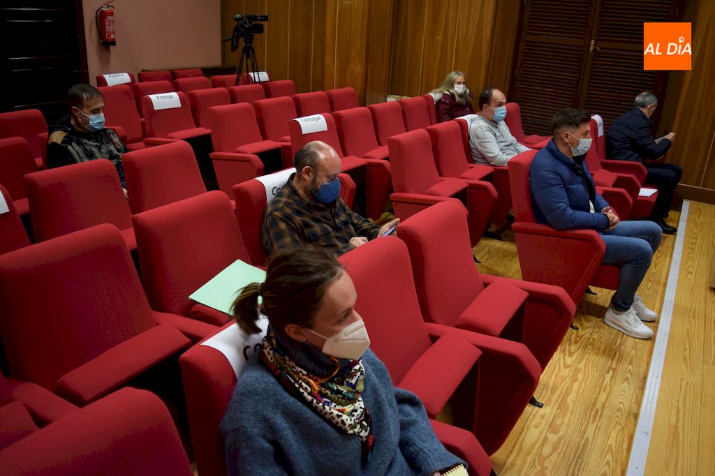 Foto 4 - El Ayuntamiento de Alba de Tormes aprueba la solicitud de un crédito de 200.000 euros a la Caja...