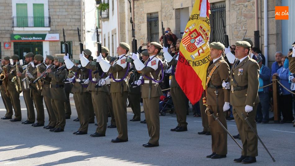 En octubre de 2019 el Regimiento de Ingenieros nº 11 protagonizó una Jura de Bandera en Barruecopardo / CORRAL