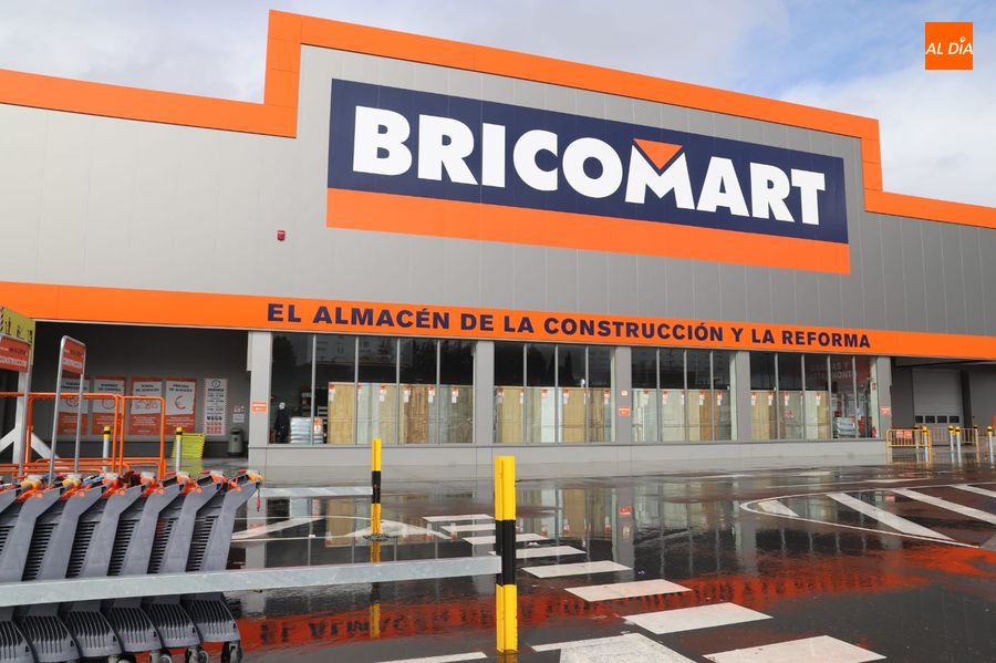 Foto 2 - El confinamiento de Salamanca dispara el servicio de pedidos online de Bricomart