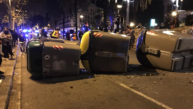 Barricadas en el Paseo Colón de Barcelona