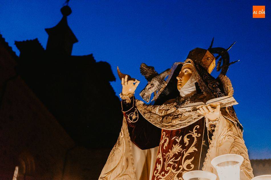 Imagen de Santa Teresa de Jesús en Alba de Tormes. FOTO: RUBÉN VICENTE