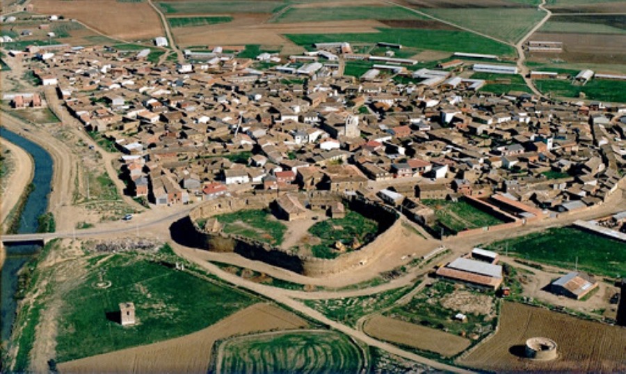 Vista de la localidad vallisoletana de San Pedro de Latarce. Foto nrtarqueologos.com