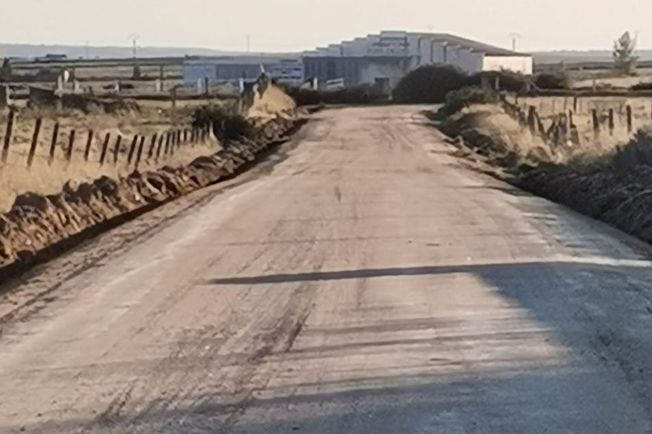 Foto 5 - El Ayuntamiento de Vitigudino concluye la reparación de caminos 16 días después y casi 80...