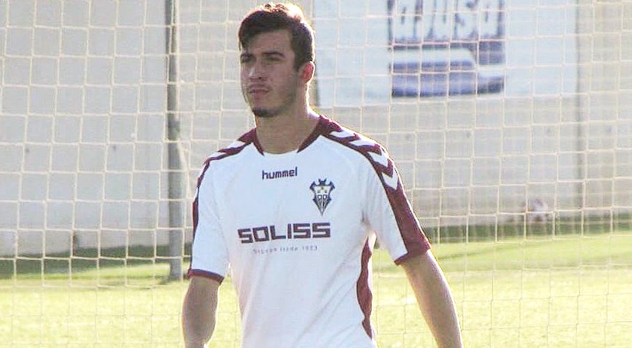 Samuel Grilo en un partido con el juvenil del Albacete