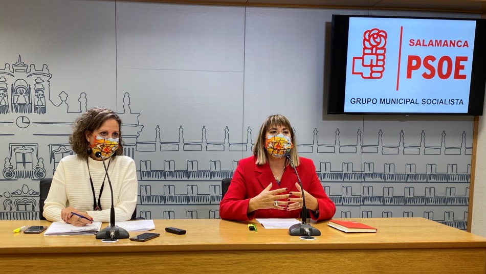 Marian Recio y María García, concejalas del Grupo Municipal Socialista en el Ayuntamiento de Salamanca