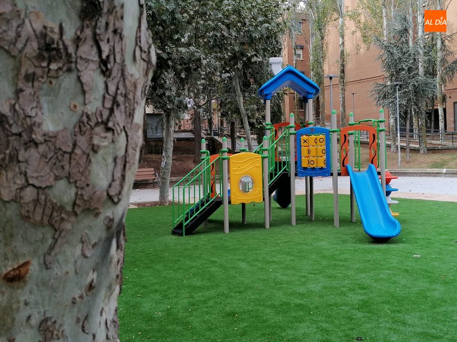 Foto 4 - La Plaza de Extremadura se transforma en un espacio accesible y con nuevos equipamientos para el...