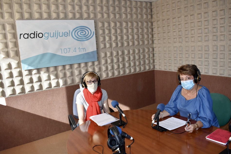 Yolanda Alonso y Rosa Martín en Radio Guijuelo