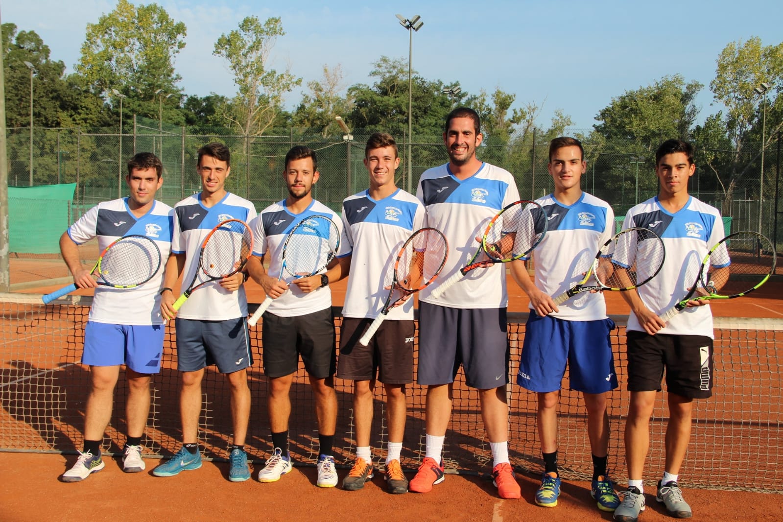Integrantes del equipo absoluto masculino del Club Tenis Alba de Tormes
