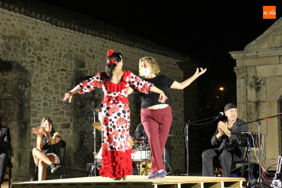 Foto 5 - ‘Luna de arena’, noche de flamenco en Aldeadávila de la Ribera  