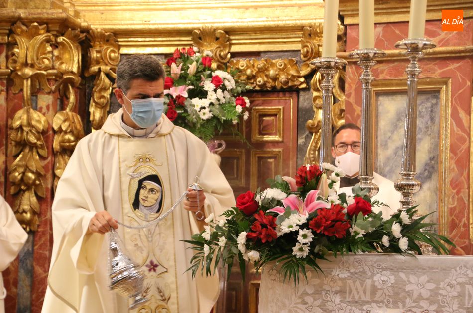 Foto 2 - El nuevo Director Provincial de los Carmelitas Descalzos visita Alba de Tormes por primera vez
