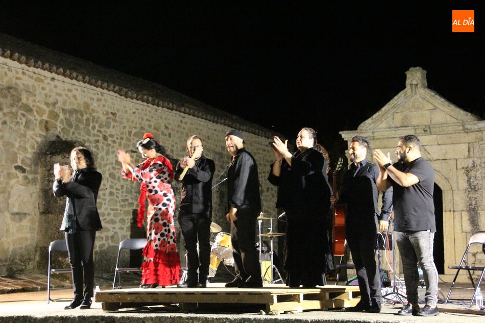 Foto 2 - ‘Luna de arena’, noche de flamenco en Aldeadávila de la Ribera  