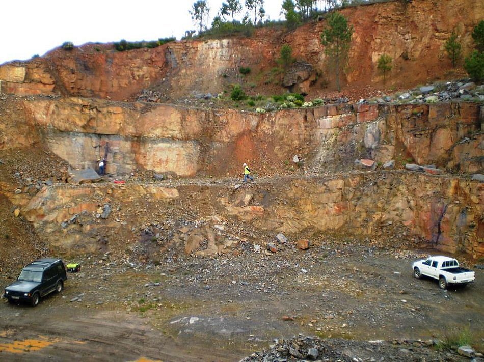 Foto 3 - Reabre la mina de Torre de Moncorvo, que generará 60 empleos y seis millones de toneladas de...