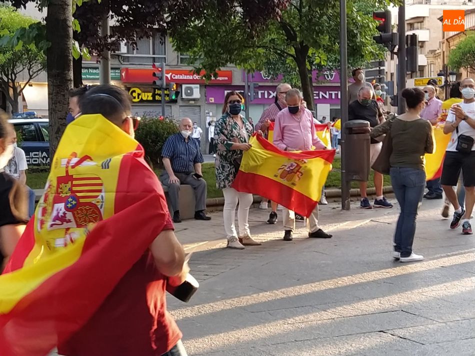 Asistentes a la protesta de este viernes en Salamanca