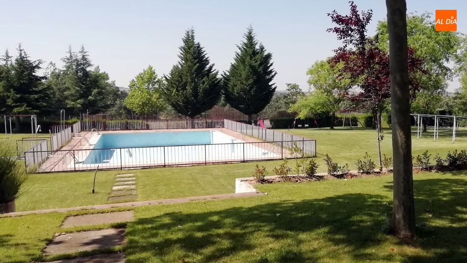 Foto 2 - El Ayuntamiento de Lumbrales prepara la apertura de las piscinas municipales para el día 26 de...