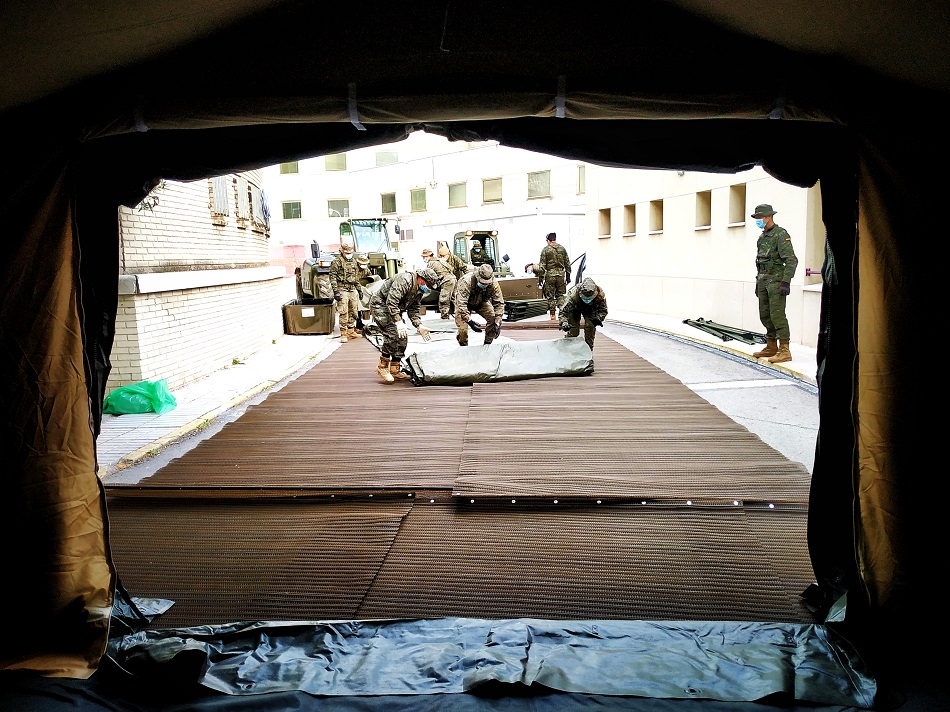 Foto 2 - Los militares que trabajan por “conseguir la seguridad y el bienestar de los ciudadanos”  