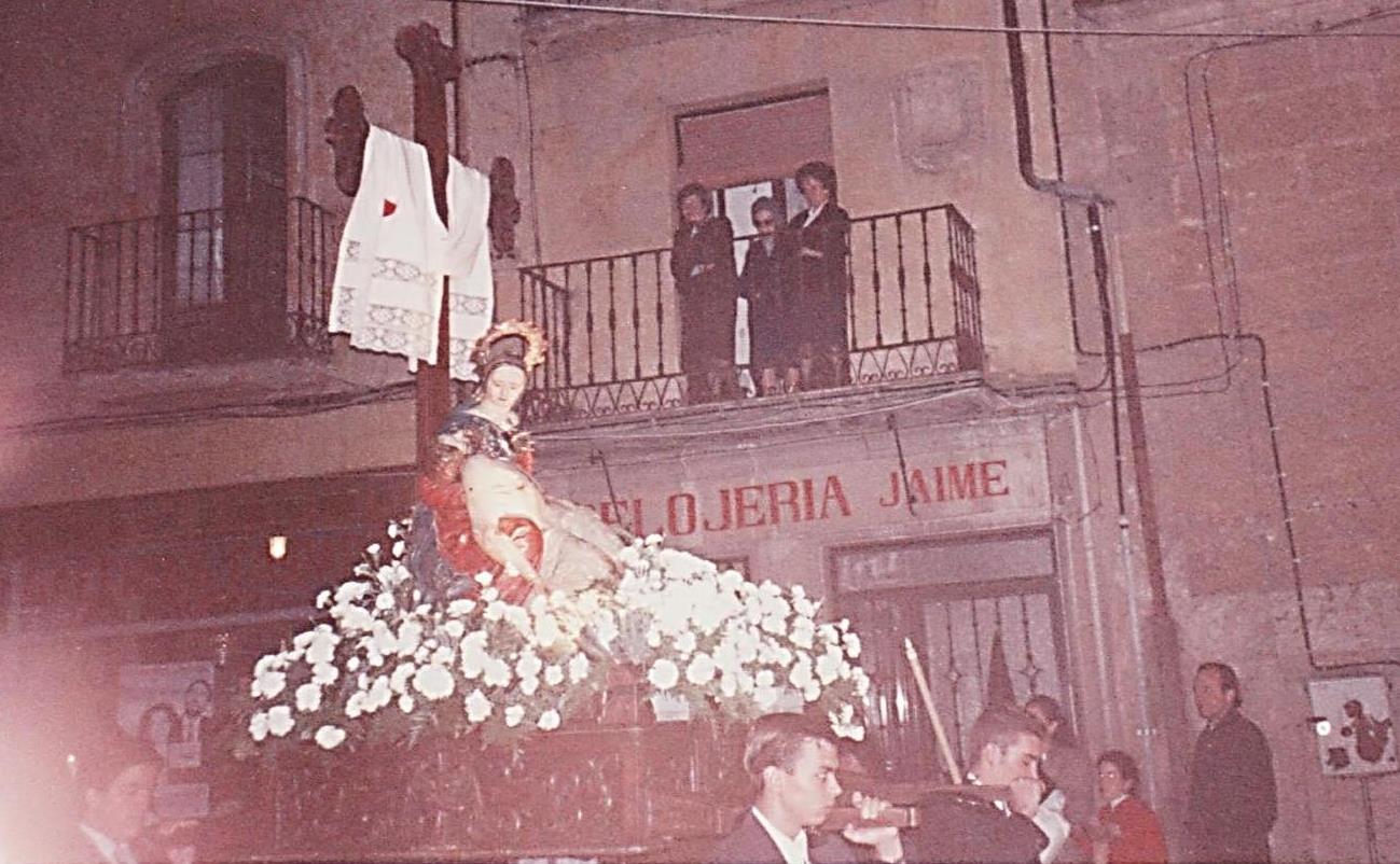 Procesión de la Virgen de las Angustias de 1994 | Fotos: Isidro Pérez Rodríguez