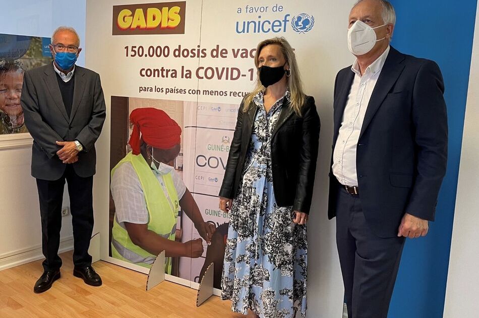 Foto 1 - Gadis colabora con Unicef para el envío de 15.000 vacunas contra la Covid-19 a países con menos...