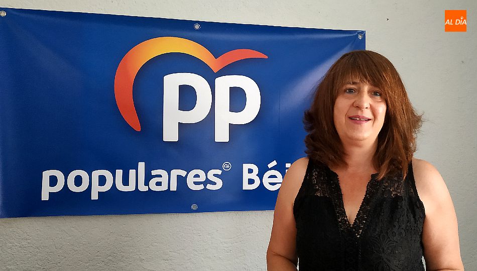 Foto 1 - La concejala del PP, Olga García, crítica ante los insultos que se produjeron el día de la...