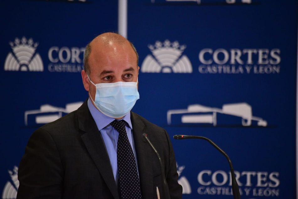 Foto 1 - David Castaño (Cs): “El Gobierno central ha cambiado las reglas de la vacunación de forma...