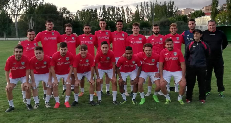 Primer Entrenamiento Del Alba De Tormes CF Aficionado - SALAMANCArtv AL ...