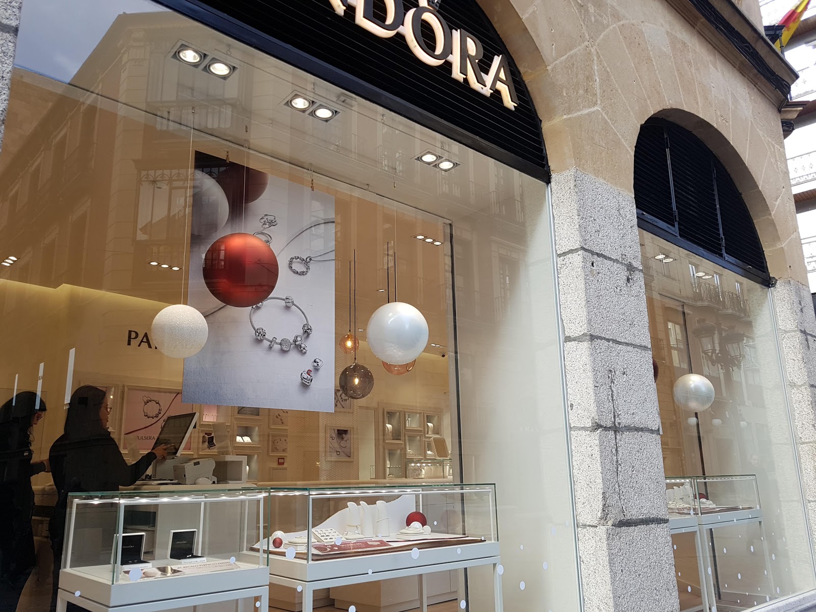 Boutique PANDORA