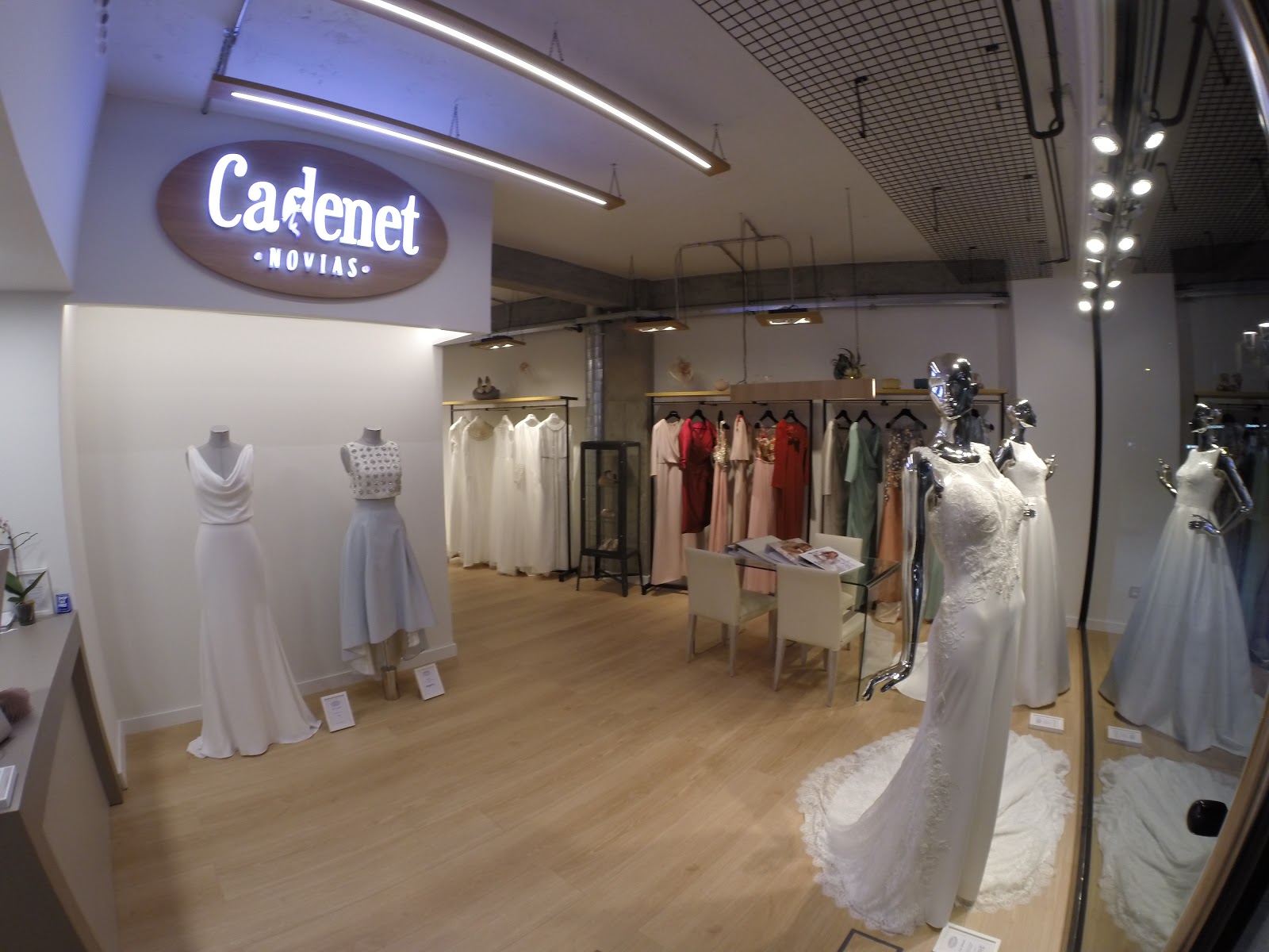 Cadenet Novias