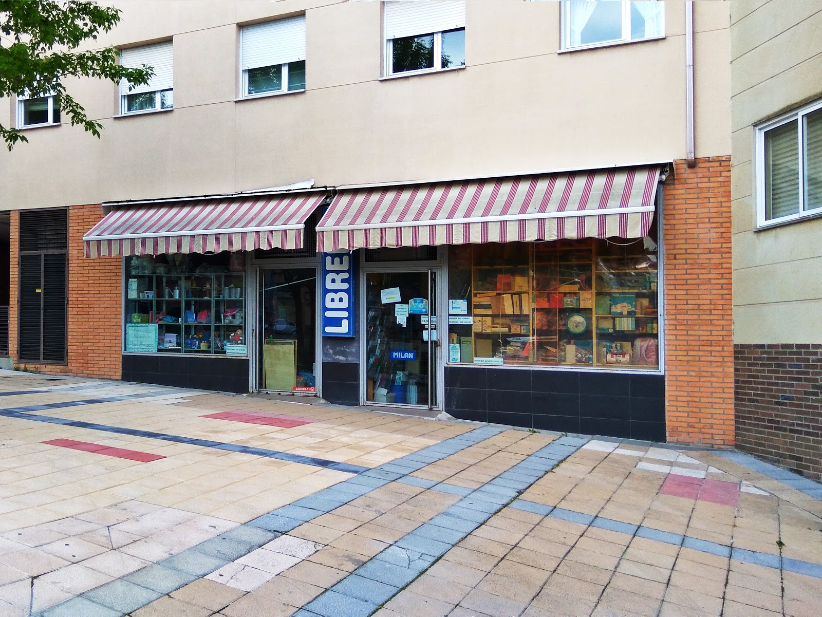 Librería Papelería Río Tormes