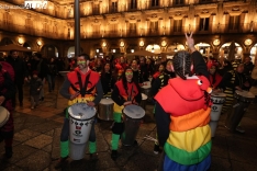 Batucada K-Charr@s en el centro de Salamanca con motivo del Carnaval. Fotos: David Sañudo