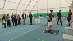 Foto 6 - Santa Marta estrena su primera pista de tenis cubierta con Ana Salas como madrina (Fotos)