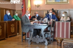 Foto 5 - Alfredo de Miguel promete su cargo como nuevo concejal del Ayuntamiento mirobrigense