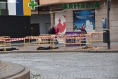 Tensión en la plaza del Oeste y un detenido por las protestas vecinales ante la tala de árboles | FOTOS: Vanesa Martins