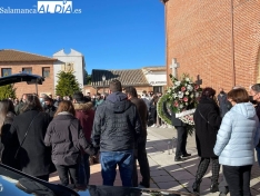 Foto 3 - Más de 500 personas arropan a la familia del joven Iván Díaz en su funeral