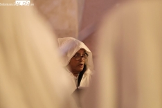 Sobrecogedor silencio al paso del Cristo de la Liberación | FOTOS: David Sañudo 