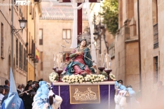 El Santo Entierro vuelve a recorrer las calles de Salamanca | FOTOS: David Sañudo 