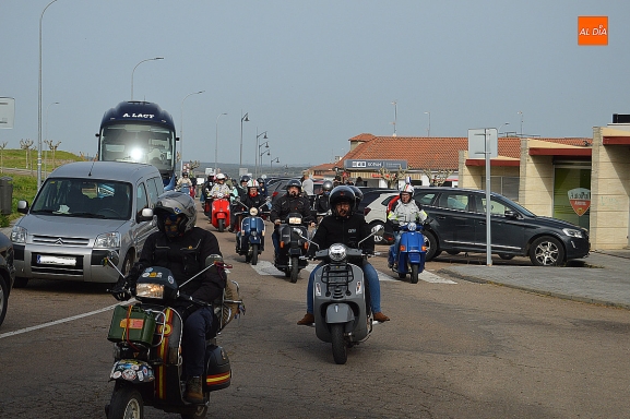 Ciudad Rodrigo celebra la III Ruta del Toro de Vespas