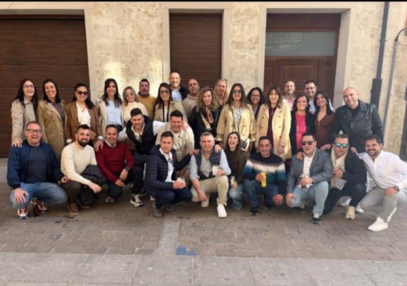 La peña del turre celebra la Semana Santa con un tardeo