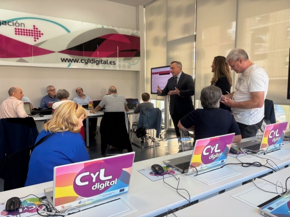 Talleres CyL Digital en Salamanca: cómo solicitar la tarjeta Buscyl