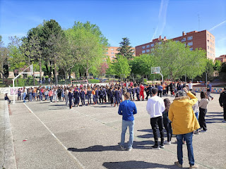Foto 2 - El Colegio Antonio Machado inicia su XIII Semana de la Seguridad con simulacros y charlas
