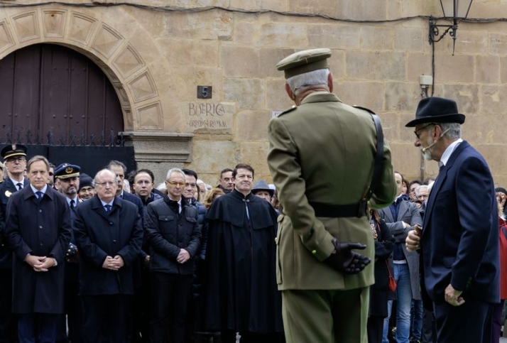Foto 2 - Salamanca rinde su tradicional homenaje a la figura de Unamuno