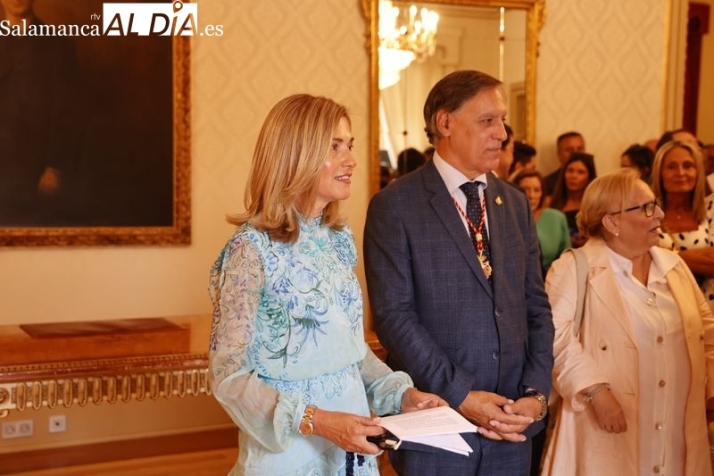 María Victoria Mateos, Medalla de Oro de Salamanca: "Este reconocimiento implica un compromiso con la ciudad y los ciudadanos" | Imagen 2