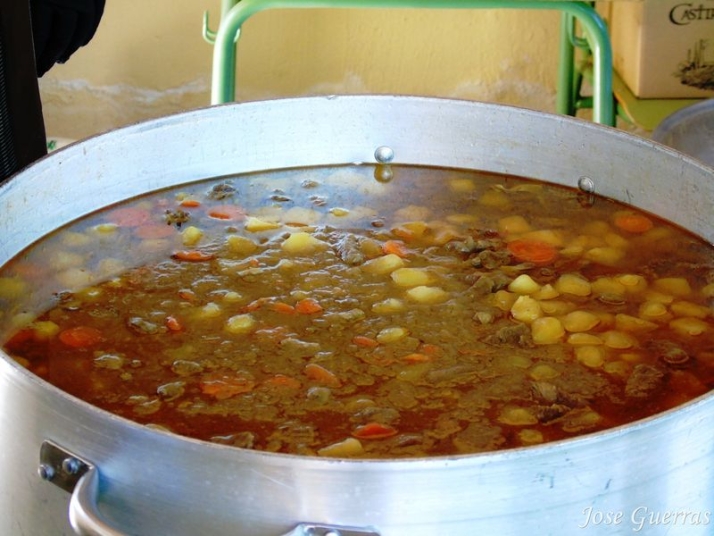 Valdelicias deja su sello gastron&oacute;mico en la Feria Agroalimentaria de Macotera | Imagen 1