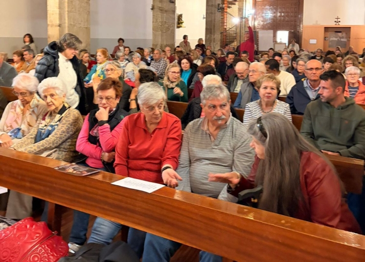 V&Iacute;DEO | La coral Annuba emociona en Salamanca con un concierto en la iglesia de los Carmelitas | Imagen 1