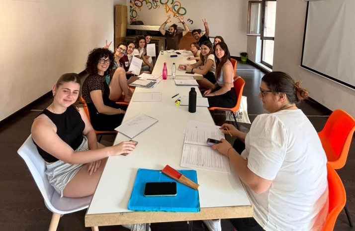 Empiezan los preparativos de Halloween en el Taller Intergeneracional de Teatro | Imagen 1