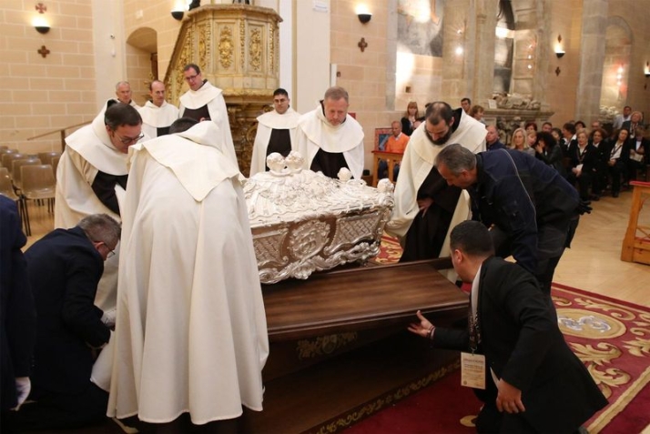 Consenso un&aacute;nime en Alba de Tormes para otorgar la Medalla de Honor a la Orden del Carmelo Descalzo | Imagen 1