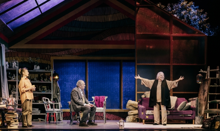 Carlos Olalla: &quot;El gran teatro es el que hace preguntas al espectador&quot;  | Imagen 2