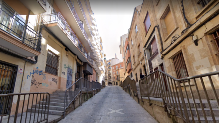 Detenida por robar 450 euros de una peluquería en la calle Banzo 